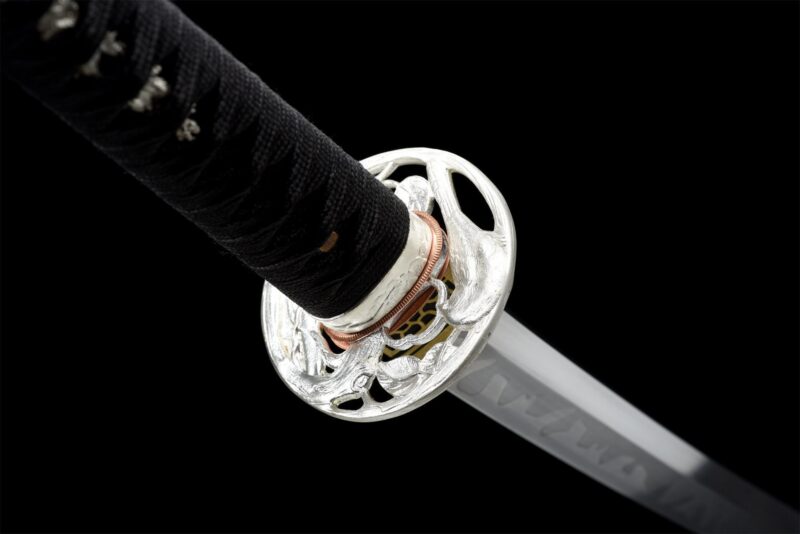 Katana Yamizuki (闇月) – Luna Oscura